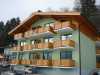Nabízíme ubytování v apartmánu (1+1-34m2) v rakouských Alpách nedaleko Kaprunu (~1km) pro pobyt až 4osob. Apartmán je kompletně vybaven (ledníčka, trouba,  myčka, TV, internet) . V objektu je také resturace, sauna,  hřiště na ricochet, solarium, billiard, dětské hřiště atd. Přímo na místě je možné dokoupit polopenzi (12Eur). V pensionu je česky hovořící personál. Výlety Grossglockner (~30km), Krimmelské vodopády (~40km), Kitzsteinhorn (~5km), Zell am See (~4km) ... Cena od 2000kč na osobu a týden. Více informací na  http://www.alp-holiday.eu